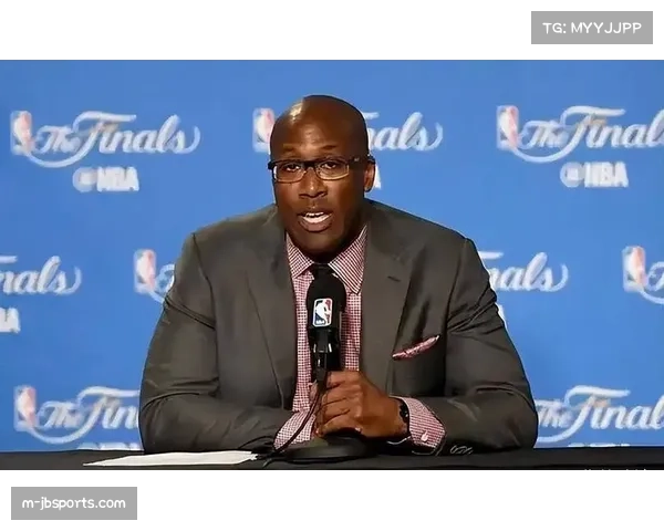 布朗执教尼克斯引领重建 克拉克森加盟助力替补阵容提升 布朗执教尼克斯引领重建 克拉克森加盟助力替补阵容提升