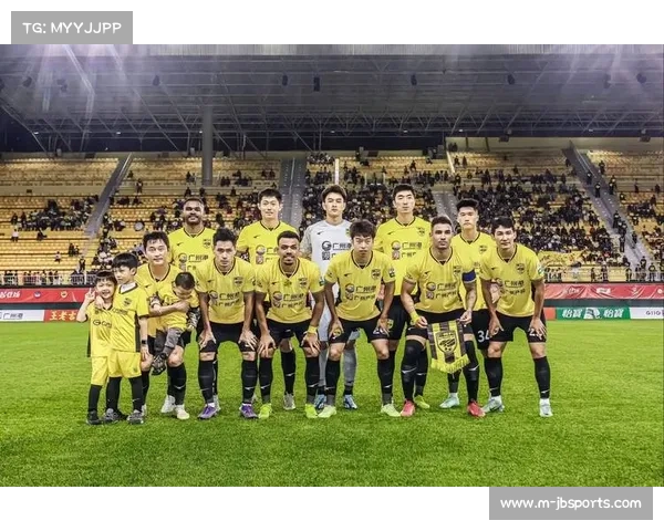 英超奖杯巡回展抵达亚洲，激发当地球迷热情