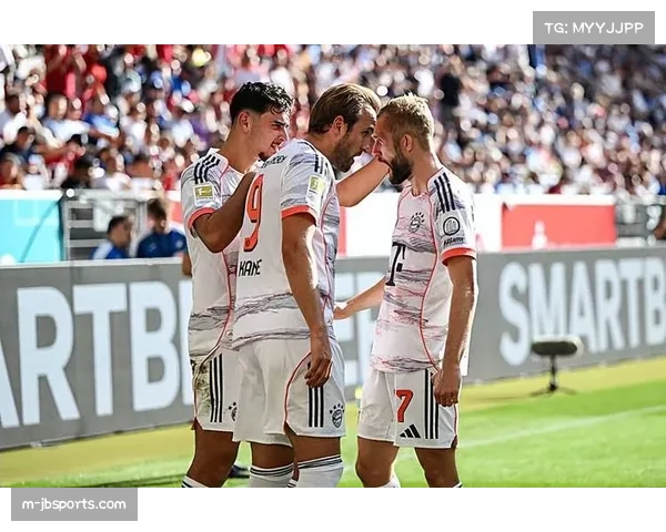 凯恩点球双响迪亚斯戴帽，拜仁主场5-1大胜霍芬海姆