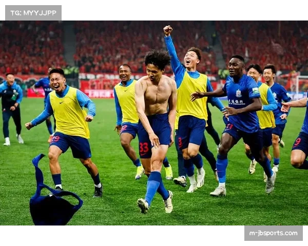 京鲁大战与上海德比赛程确定,传统豪门对决将检验负分压力下心态 京鲁大战与上海德比赛程确定,传统豪门对决将检验负分压力下心态